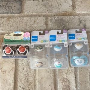 Bundle- 4 Packs of Baby Pacifiers